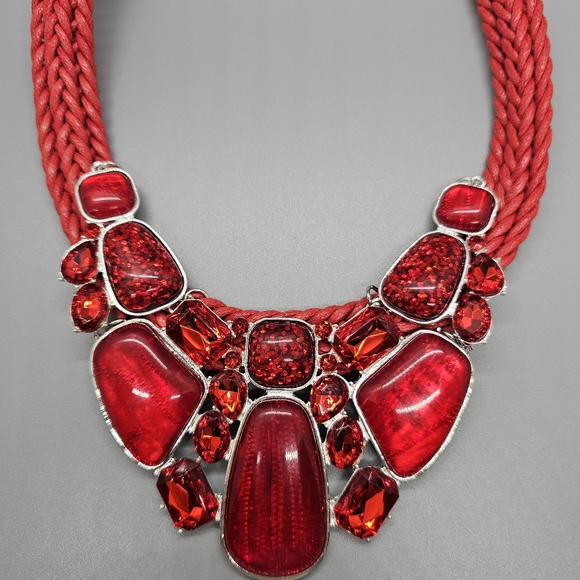 Red Gemstone Braided Necklace set 😍 - Picture 6 of 8